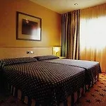 San Emeterio Hotel 2*