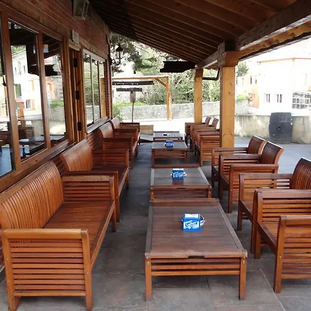 Hotel San Emeterio Isla