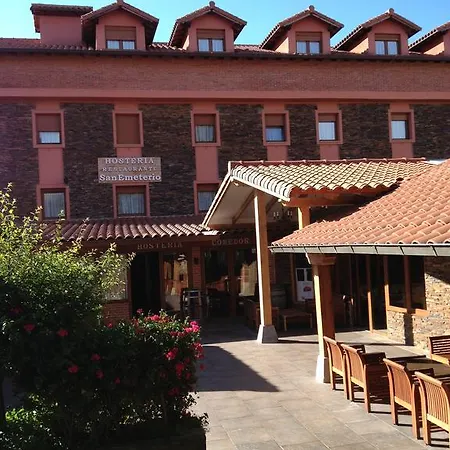 San Emeterio Hotel