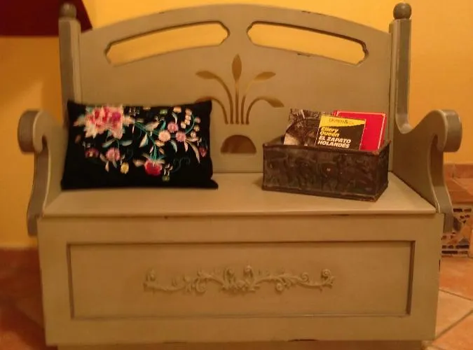 San Emeterio Hotel 2*