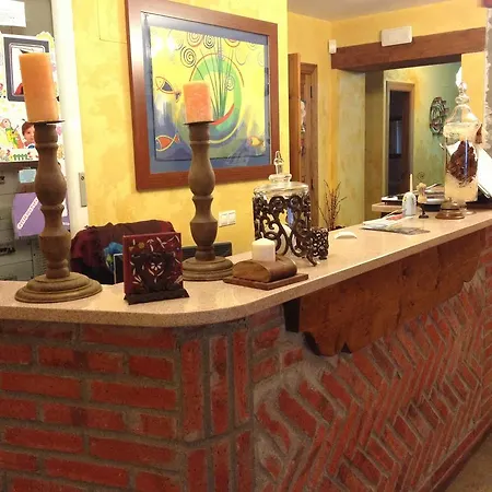 Hotell San Emeterio 2*