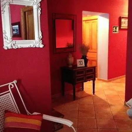 Hotell San Emeterio 2*