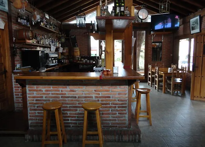 San Emeterio Hotel 2*